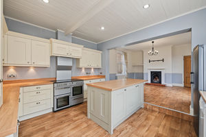 Open plan living kitchen- click for photo gallery